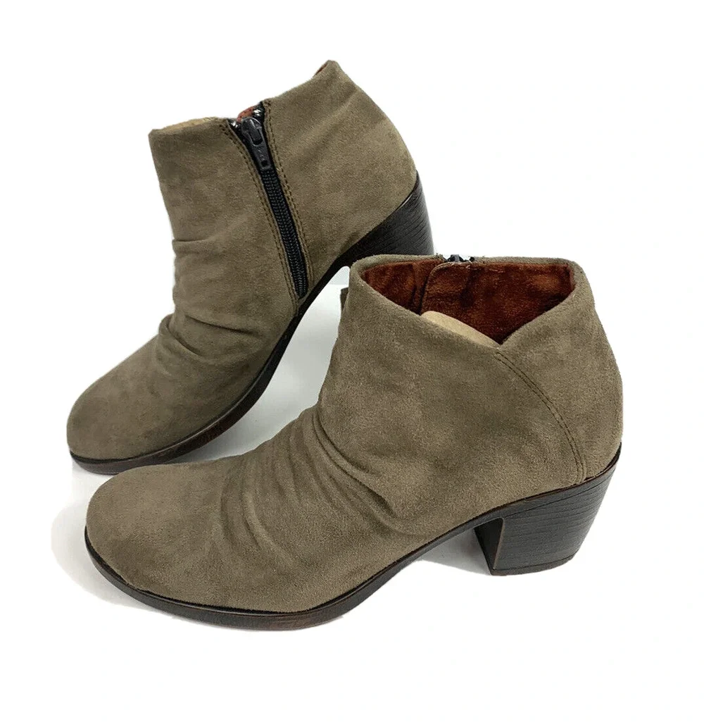 BOC Ankle Boot Heeled Shoe Sz 7 Suede slouchy Chunky Taupe Forestcore Goblin
